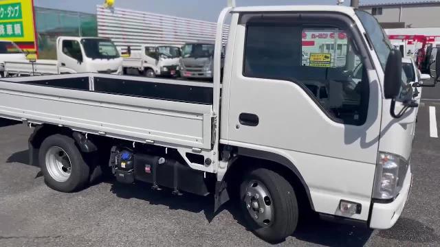 いすゞ エルフトラック １．５５トン平ボディー 荷台鉄板張り 衝突軽減ブレーキ 車線逸脱警報 ＬＥＤヘッドライト アイドリングストップ ナビＴＶ  388.0万円 令和4年(2022年) 愛知県 中古車 - 価格.com