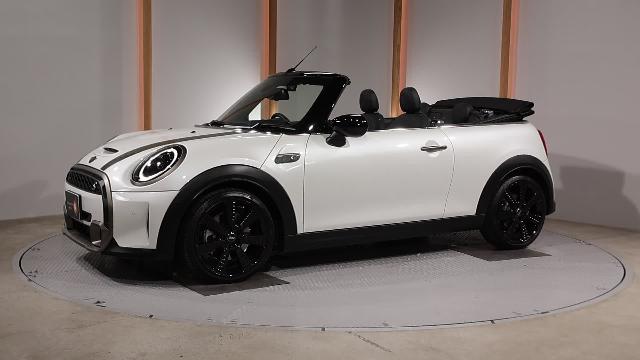 ミニ ＭＩＮＩ クーパーＳ コンバーチブル レゾリュートエディション 限定車 ワンオーナー レザーシート シートヒーター 498.0万円  令和5年(2023年) 東京都 中古車 - 価格.com