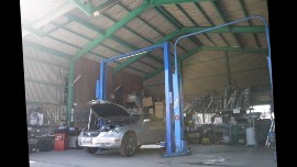 山村自動車整備工場の動画