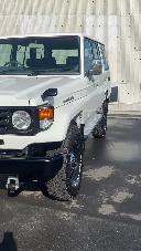 TOYOTA LAND CRUISER 70