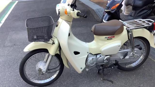 ホンダ スーパーカブ１１０ ２０１８年モデル／前カゴ付き｜バイク王 イオンモール鈴鹿店｜新車・中古バイクなら【グーバイク】