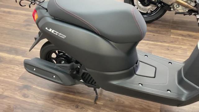 ヤマハ ＪＯＧデラックス ２０２１年モデル アイドリングストップ付き｜バイク王 浜松店第２ショールーム｜新車・中古バイクなら【グーバイク】