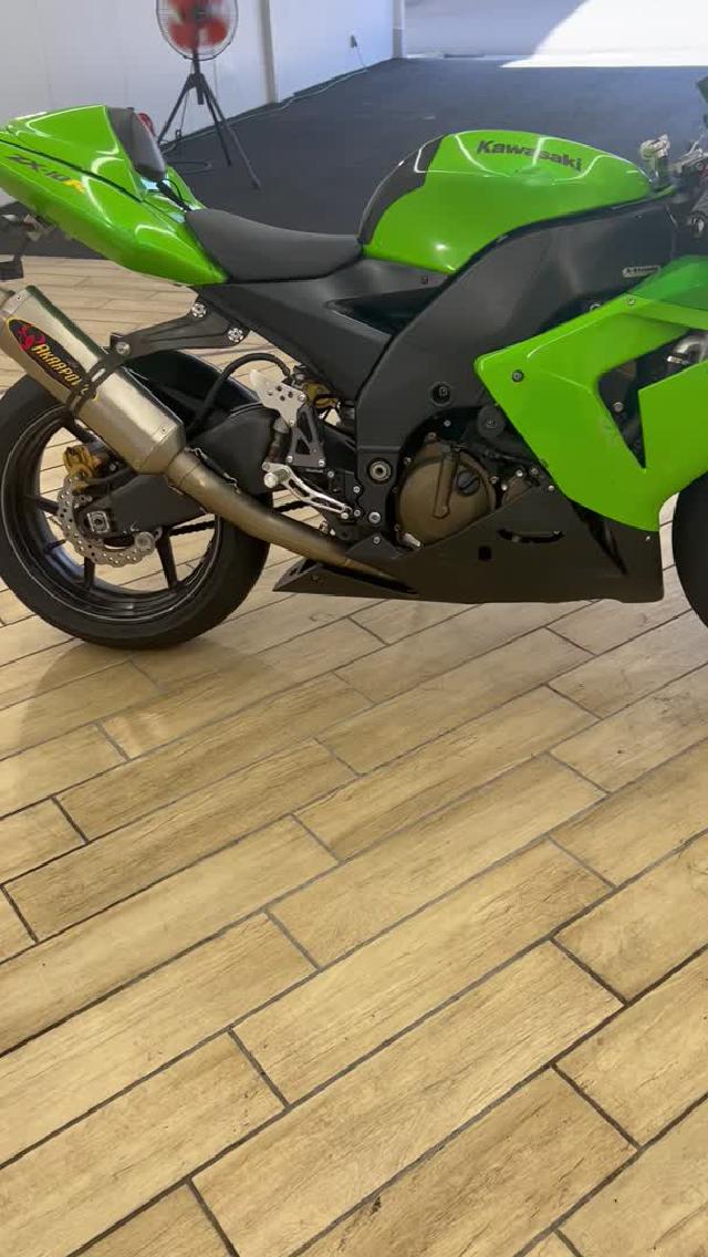 カワサキ Ｎｉｎｊａ ＺＸ－１０Ｒ アクラフルエキマフラー ブレンボ