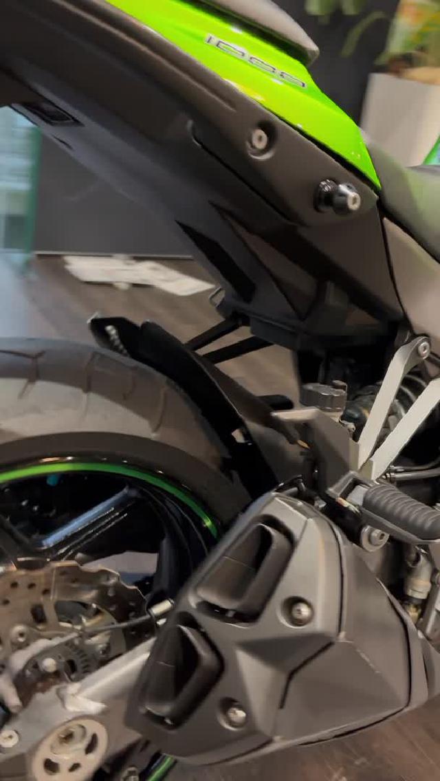 カワサキ Ｎｉｎｊａ １０００ ベビーフェイススライダー デイトナ