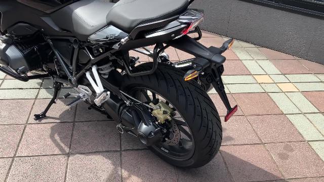 ＢＭＷ Ｒ１２５０ＲＳ ＢＭＷ認定中古車 純正エンジンガード スモークシールド シートヒーター ＥＴＣ２．０ グリップヒーター クルコン｜ＢＭＷ  Ｍｏｔｏｒｒａｄ Ｎａｇｏｙａ－Ｍｅｉｔｏ｜新車・中古バイクなら【グーバイク】