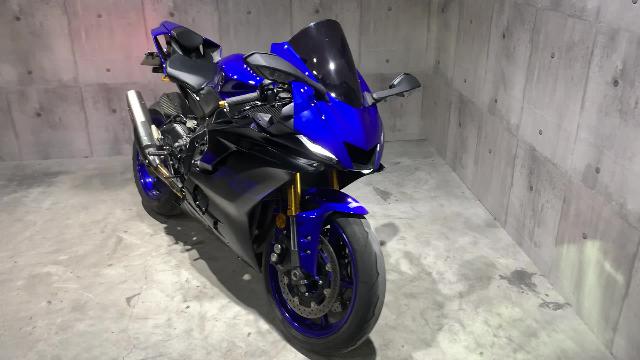 ヤマハ ＹＺＦ－Ｒ６ アクラポビッチ車検対応マフラー ストライカーバックステップ フェンダーレス シングルシートカウル ＥＴＣ ＵＳＢ｜Ｂｉｋｅ  Ｒｅｓｔａ｜新車・中古バイクなら【グーバイク】