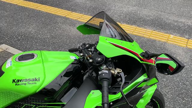 カワサキ Ｎｉｎｊａ ＺＸ－１０Ｒ 現行モデル アクラポマフラー フェンレス シングルシートカウル スモークスクリーン 他｜ホンダスポットステージワン  本店｜新車・中古バイクなら【グーバイク】