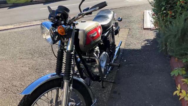 ＴＲＩＵＭＰＨ Ｔ１４０ボンネビル ＥＴＣ ゴールド／レッド｜（有）関口モータース｜新車・中古バイクなら【グーバイク】