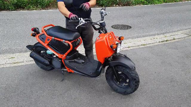 ホンダ ズーマー／２００１年モデル／オレンジカラー｜ＢＡＢＹ－ＳＣＯＲＰＩＯＮ｜新車・中古バイクなら【グーバイク】