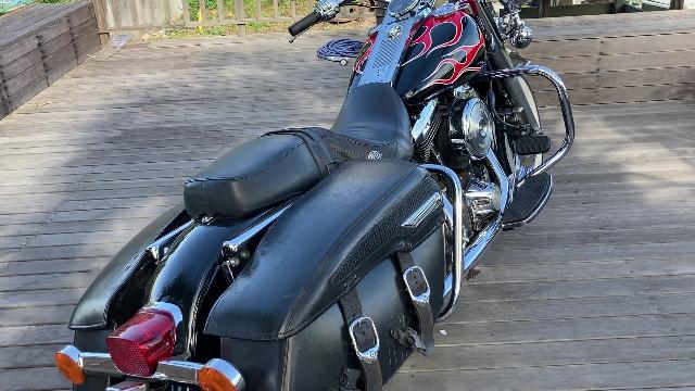 ＨＡＲＬＥＹ－ＤＡＶＩＤＳＯＮ ＦＬＨＲ ロードキング １３４０