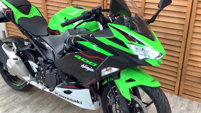 カワサキ Ｎｉｎｊａ ４００ ＫＲＴエディション ２０２１年モデル ワンオーナー車両｜バイク王 相模大野店｜新車・中古バイクなら【グーバイク】