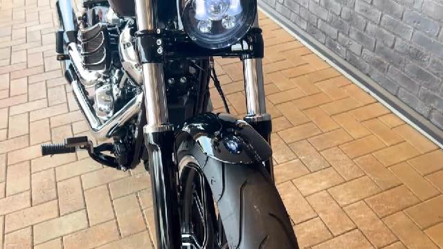 ＨＡＲＬＥＹ－ＤＡＶＩＤＳＯＮ ＦＸＢＲＳ ソフテイル ブレイクアウト１１４ トライジャ製ヘッドライト アレンネス製Ａ／Ｃ サイドナンバー  ＨＤ認定中古車｜Ｈａｒｌｅｙ－Ｄａｖｉｄｓｏｎ Ｃｅｒｔｉｆｉｅｄ Ｓａｉｔａｍａ｜新車・中古バイクなら【グーバイク】