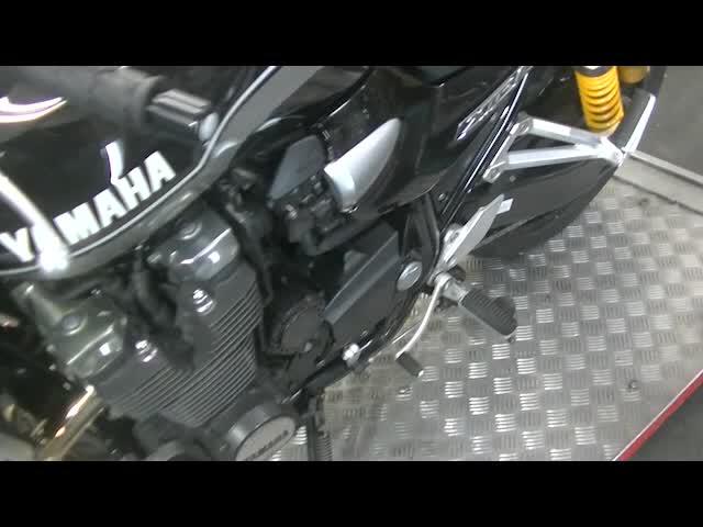 ヤマハ ＸＪＲ１３００ ＲＰ１７Ｊ ２０１１年モデル エンジンスライダー タンクパッド グリップ  ５６６５３｜リバースオート相模原｜新車・中古バイクなら【グーバイク】