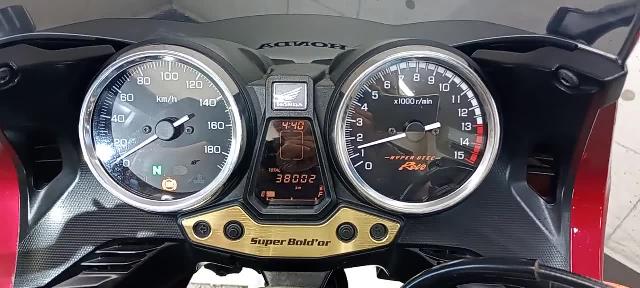 ホンダ ＣＢ４００Ｓｕｐｅｒ ボルドール ＶＴＥＣ Ｒｅｖｏ ＮＣ４２ ２０１４年モデル カーボンタンクカバー スライダー  ６０６９９｜リバースオート相模原｜新車・中古バイクなら【グーバイク】