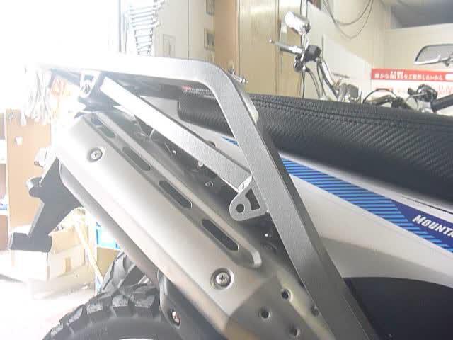 ヤマハ セロー２５０／大型リアキャリア／カスタムシート／ナックルガード｜バイク王 上尾店｜新車・中古バイクなら【グーバイク】