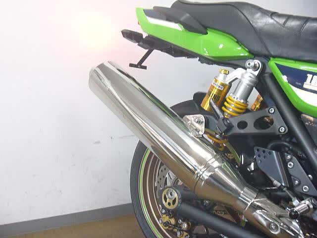 カワサキ ＺＲＸ１２００ ＤＡＥＧ／特別仕様車／スラッシュガード製エンジンガード／マルチバー／カスタムレバー装備｜バイク王  上尾店｜新車・中古バイクなら【グーバイク】