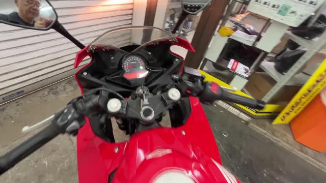 ホンダ ＣＢＲ２５０Ｒ ＭＣ４１ ２０１５年モデル ノーマル｜バイクセンター 多摩センター｜新車・中古バイクなら【グーバイク】