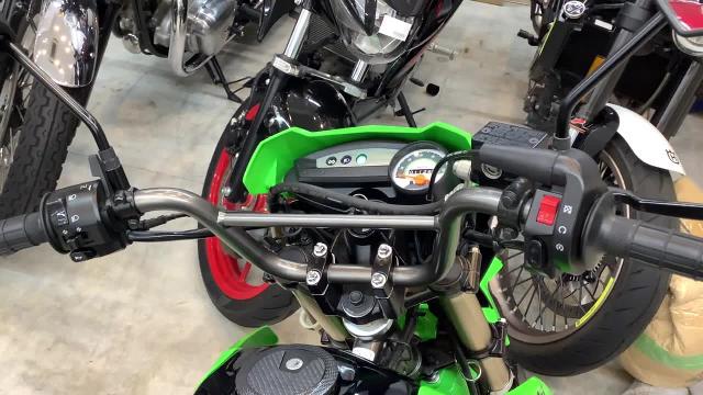 カワサキ ＫＳＲ１１０ リアキャリア装備 ホイールリムステッカー キャブレターモデル｜バイク王 八王子堀之内店｜新車・中古バイクなら【グーバイク】