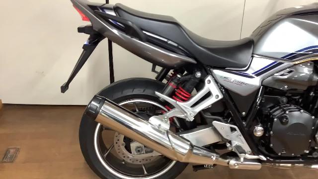 ホンダ ＣＢ１３００Ｓｕｐｅｒ Ｆｏｕｒ ブレーキホース＆クラッチホースカスタム ＳＣ５４モデル ２０１８年式｜バイク王  府中店｜新車・中古バイクなら【グーバイク】