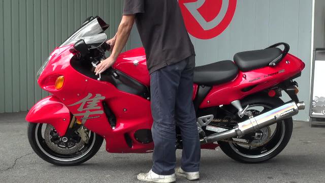 スズキ ハヤブサ（ＧＳＸ１３００Ｒ Ｈａｙａｂｕｓａ）リミテッドエディション ２００４年モデル ＥＴＣ・ヨシムラサイレンサー付｜ＲＯＮＡＪＡＰＡＮ  さいたま店｜新車・中古バイクなら【グーバイク】