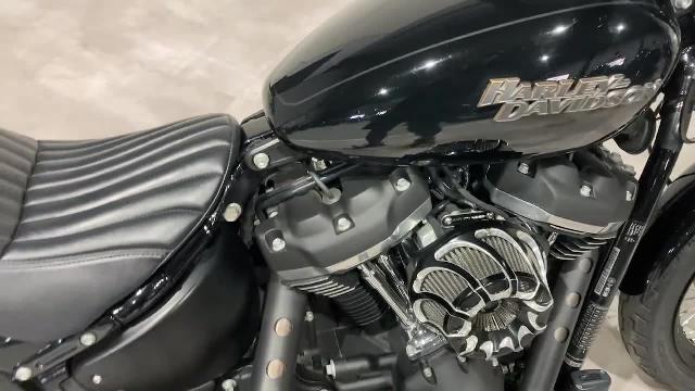 ＨＡＲＬＥＹ－ＤＡＶＩＤＳＯＮ ＦＸＢＢ ソフテイルストリートボブ ＣＯＢＲＡマフラー クラブスタイル フェアリング ドラッグバー  ＮＥＳＳエアクリーナー ＡＢＳ｜ＭＩＤＷＡＹ ＭＯＴＯＯＮＥＴＷＯ｜新車・中古バイクなら【グーバイク】