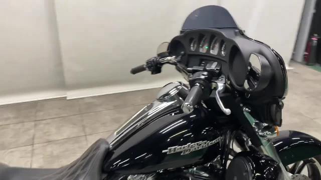 ＨＡＲＬＥＹ－ＤＡＶＩＤＳＯＮ ＦＬＨＸ ストリートグライド