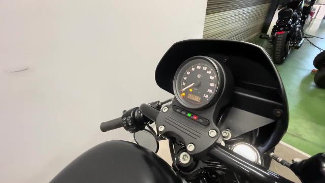 ＨＡＲＬＥＹ－ＤＡＶＩＤＳＯＮ ＸＬ８８３Ｎ アイアン 後期型 ２０１７ｙ バンスショートショット ＬＥＤライト  クラブマン・バーハンドル｜ＭＩＤＷＡＹ ＣＩＴＯＲＥ｜新車・中古バイクなら【グーバイク】