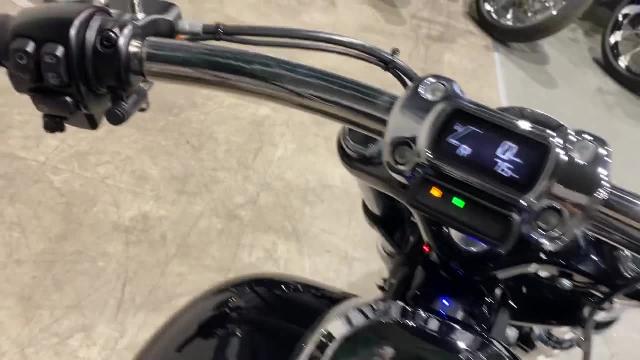 ＨＡＲＬＥＹ－ＤＡＶＩＤＳＯＮ ＦＸＢＲ ソフテイル ブレイクアウト ２０２３ｙｍ ジキル＆ハイド音量可変マフラー ＴＲＩＪＹＡサイドナンバー  ＥＴＣ２．０｜ＭＩＤＷＡＹ ＭＯＴＯＯＮＥＴＷＯ｜新車・中古バイクなら【グーバイク】