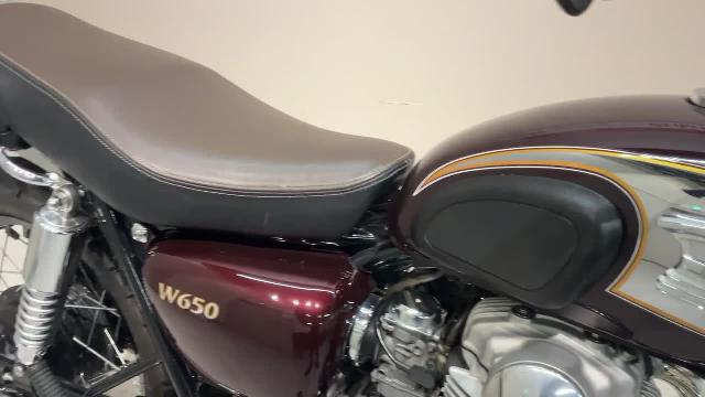 カワサキ Ｗ６５０ ワイバーンキャプトンマフラー リアキャリア ショートバイザー｜バイク王 世田谷本店｜新車・中古バイクなら【グーバイク】