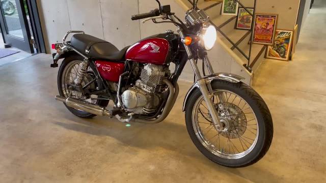 ホンダ ＣＢ４００ＳＳ ブラックレッド ウェリントンＭＯＴＯキャプトンマフラー タンデムバー｜ＫＭＤ横浜｜新車・中古バイクなら【グーバイク】