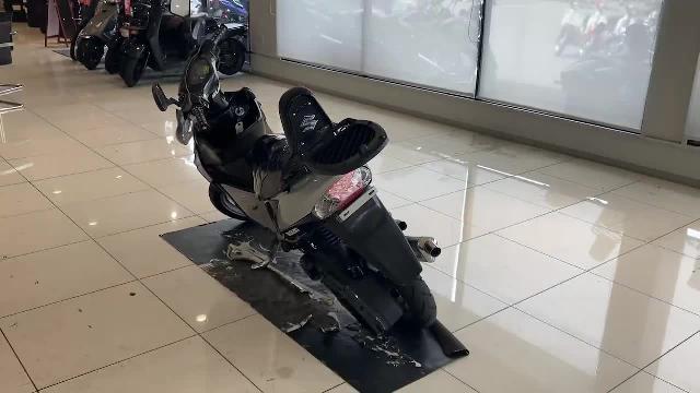 アドレスv125 規制前 他車種と交換のみ受け付け - スズキ