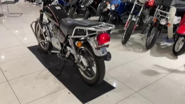 スズキ ＧＮ１２５－２Ｆ Ｆ４９１ ４ストロークエンジン キャブレター エンジンガード リアキャリア  メッキフェンダー｜Ｊｅｅｐアウトレット｜新車・中古バイクなら【グーバイク】