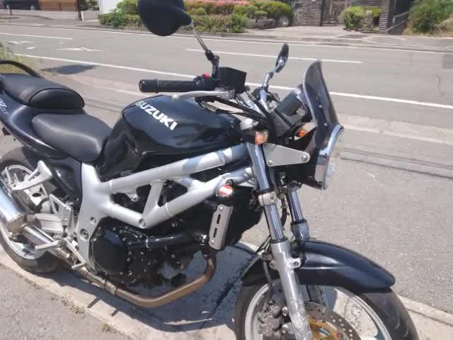 スズキ ＳＶ４００ 社外スクリーン｜バイクショップ ロード☆スター｜新車・中古バイクなら【グーバイク】