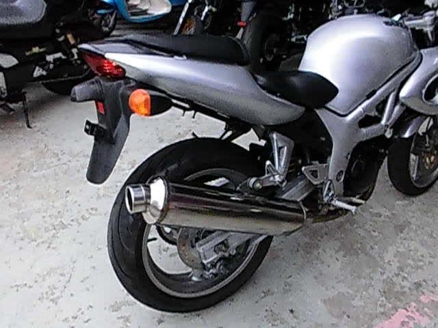 スズキ ＳＶ４００Ｓ １９９８年モデル 水冷Ｖツインエンジン ５３馬力 シルバーカラー｜ＣＡＳＨ ＡＵＴＯ｜新車・中古バイクなら【グーバイク】