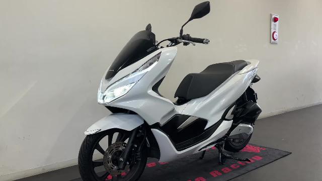 ホンダ ＰＣＸ ＪＦ８１型｜オートプラザ明石｜新車・中古バイクなら【グーバイク】