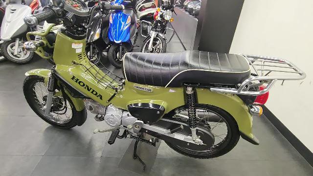 ホンダ クロスカブ１１０ フロントスクリーン シートカスタム リアキャリア付き｜バイクショップ ロミオ 神戸北店 （株）ＲＥＡＬ  ＥＹＥＳ｜新車・中古バイクなら【グーバイク】