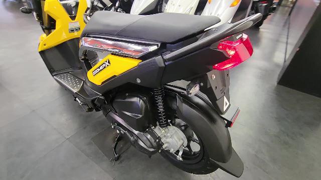 ホンダ ズーマーＸ ステップボード メッキパーツカスタム｜バイクショップ ロミオ 神戸北店 （株）ＲＥＡＬ ＥＹＥＳ｜新車・中古バイクなら【グーバイク】