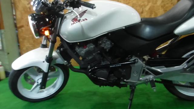 ホンダ ＨＯＲＮＥＴ マルチリフレクターヘッドライトモデル エンジンスライダー付き｜アウトレットバイク大阪｜新車・中古バイクなら【グーバイク】