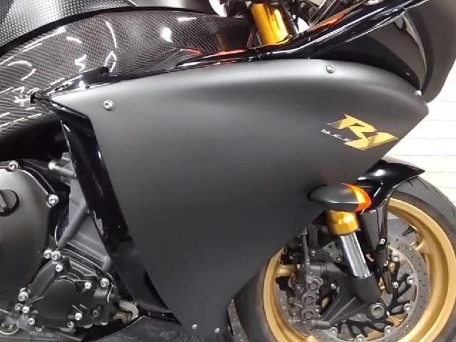 ヤマハ ＹＺＦ－Ｒ１ ２００９年モデル アクラポＳＯ ゼログラスクリーン カーボンフレームカバー ＣＷカーボンタンクカバー  フェンレス｜(株)ミスターバイクヤマベ ３号線店｜新車・中古バイクなら【グーバイク】