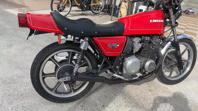 カワサキ Ｚ５５０ＦＸ 社外マフラー・フェンダーレス・シート｜オートサイクル三原｜新車・中古バイクなら【グーバイク】