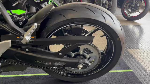 カワサキ Ｎｉｎｊａ ＺＸ－２５Ｒ ＳＥ タイヤ前後新品｜フルカワバイク佐賀店｜新車・中古バイクなら【グーバイク】