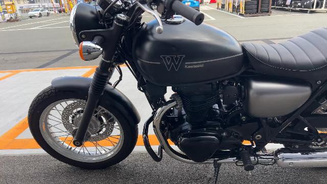 カワサキ Ｗ８００ ストリート エンジンガード・リアキャリア・サドル