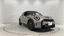 ＭＩＮＩ クーパーＳ　クラシック・トリム　認定中古車・２年保証・弊社元社用車・ＡｐｐｌｅＣａｒＰｌａｙ・被害軽減ブレーキ・オートクルーズ・バックカメラ・障害物センサー・ＥＴＣ・ワイヤレス充電・シートヒーター・ＳＯＳコール・純正１７インチＡＷ